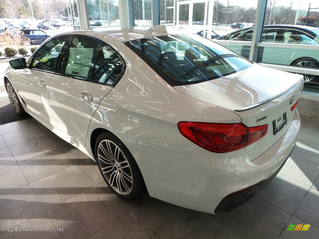 2018 5 Series M550i xDrive Sedan - Alpine White / Black photo #2