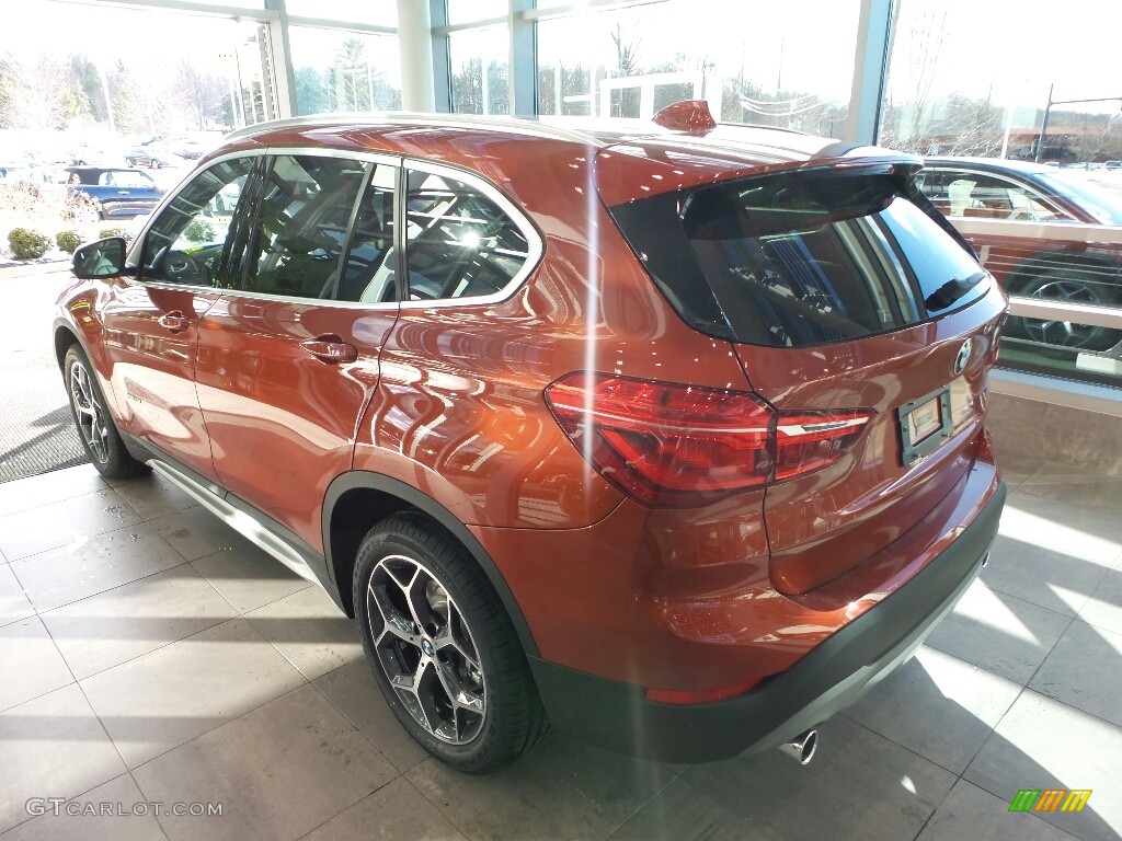 2018 X1 xDrive28i - Sunset Orange Metallic / Black photo #2