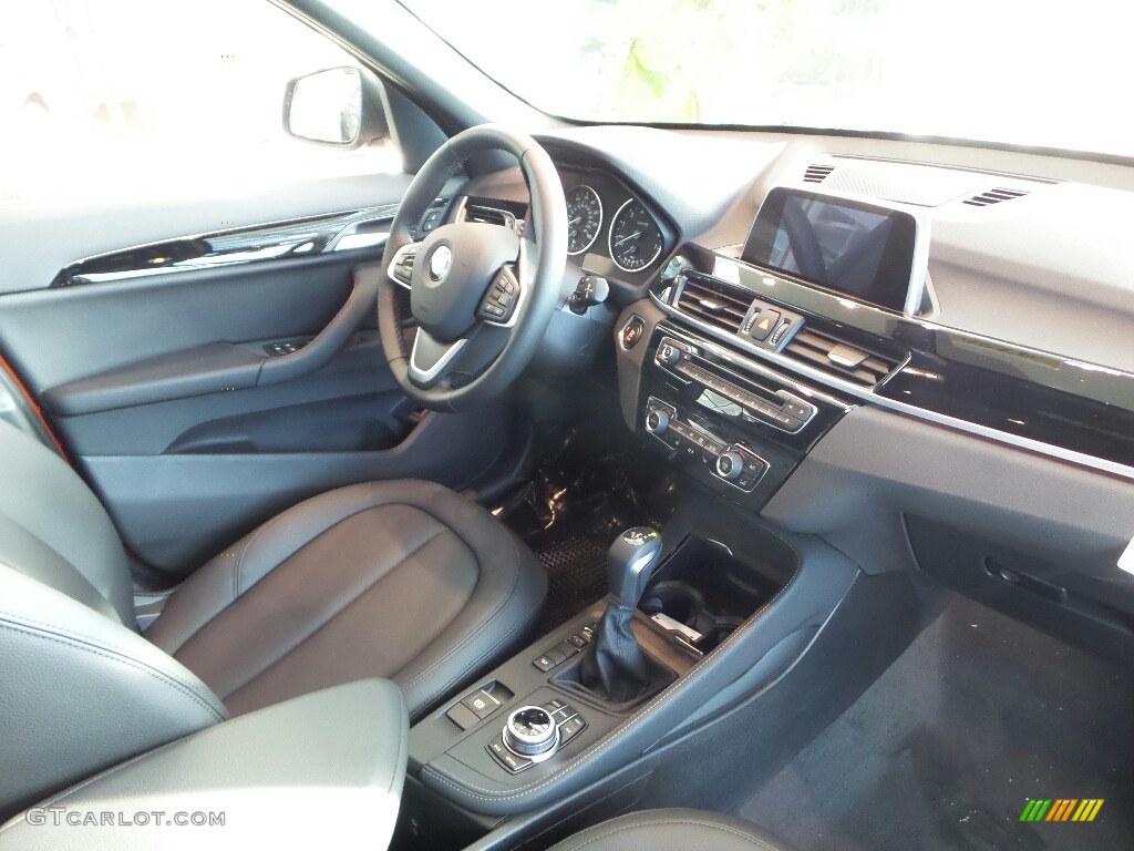 2018 X1 xDrive28i - Sunset Orange Metallic / Black photo #5