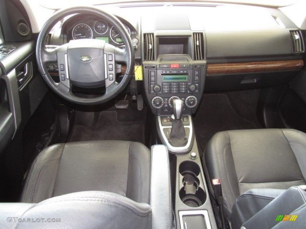 2009 LR2 HSE - Alaska White / Ebony Black photo #4