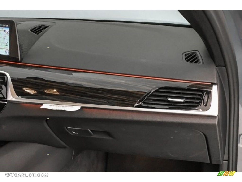 2018 5 Series 530i Sedan - Bluestone Metallic / Black photo #24