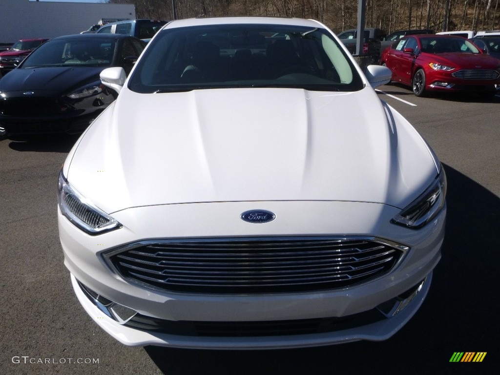 2018 Fusion SE - White Platinum / Ebony photo #4