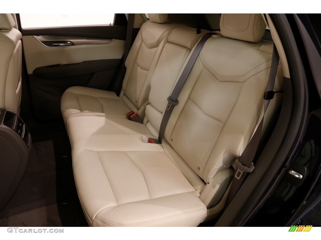 2017 XT5 Luxury - Dark Adriatic Blue Metallic / Cirrus photo #19