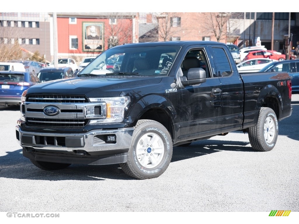 2018 F150 XLT SuperCab 4x4 - Shadow Black / Earth Gray photo #1