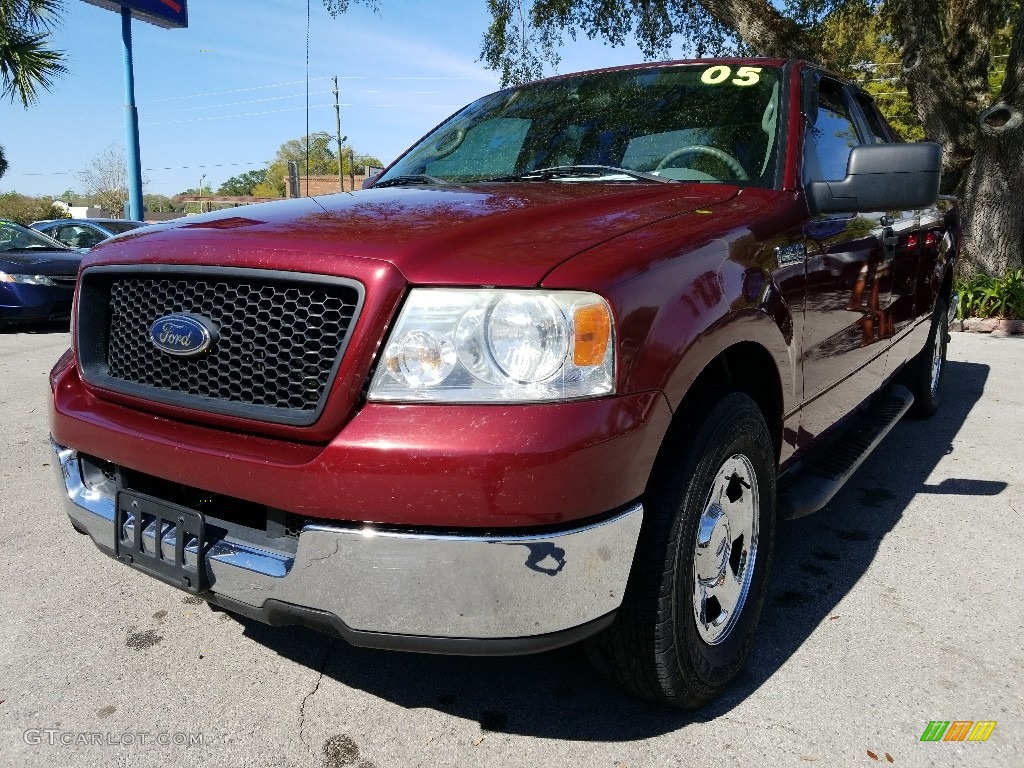 2005 F150 XLT SuperCab - Dark Toreador Red Metallic / Medium Flint/Dark Flint Grey photo #7