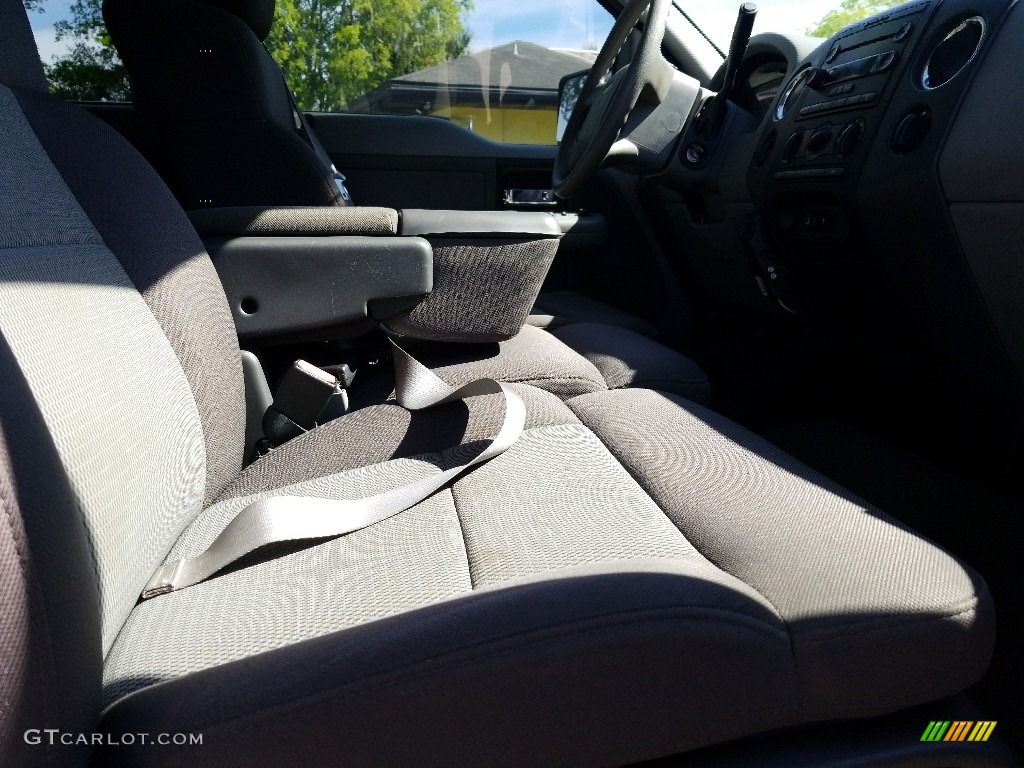 2005 F150 XLT SuperCab - Dark Toreador Red Metallic / Medium Flint/Dark Flint Grey photo #17