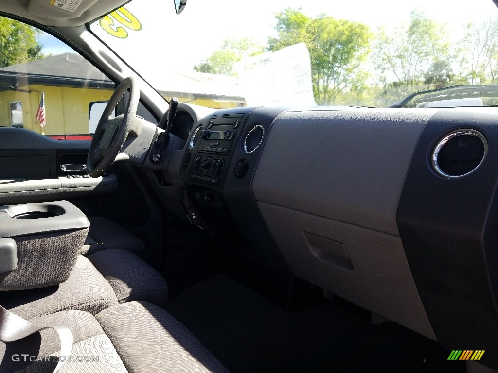 2005 F150 XLT SuperCab - Dark Toreador Red Metallic / Medium Flint/Dark Flint Grey photo #18