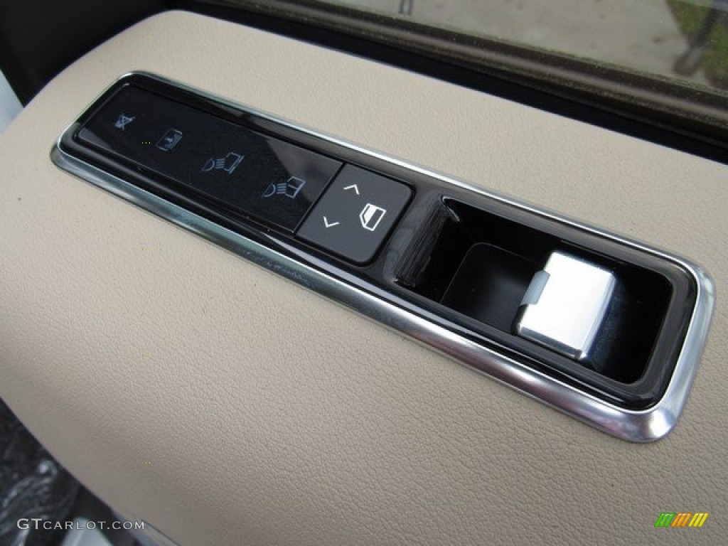 2018 Land Rover Range Rover Supercharged Controls Photo #125841452