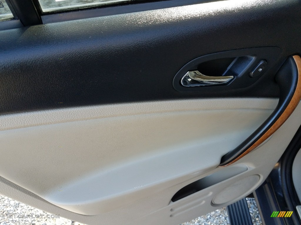 2007 VUE V6 AWD - Black Onyx / Gray photo #23