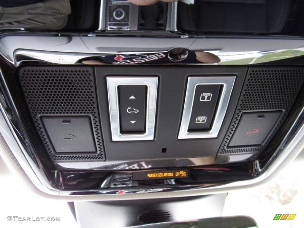 2018 Land Rover Range Rover Sport HSE Controls Photo #125846336