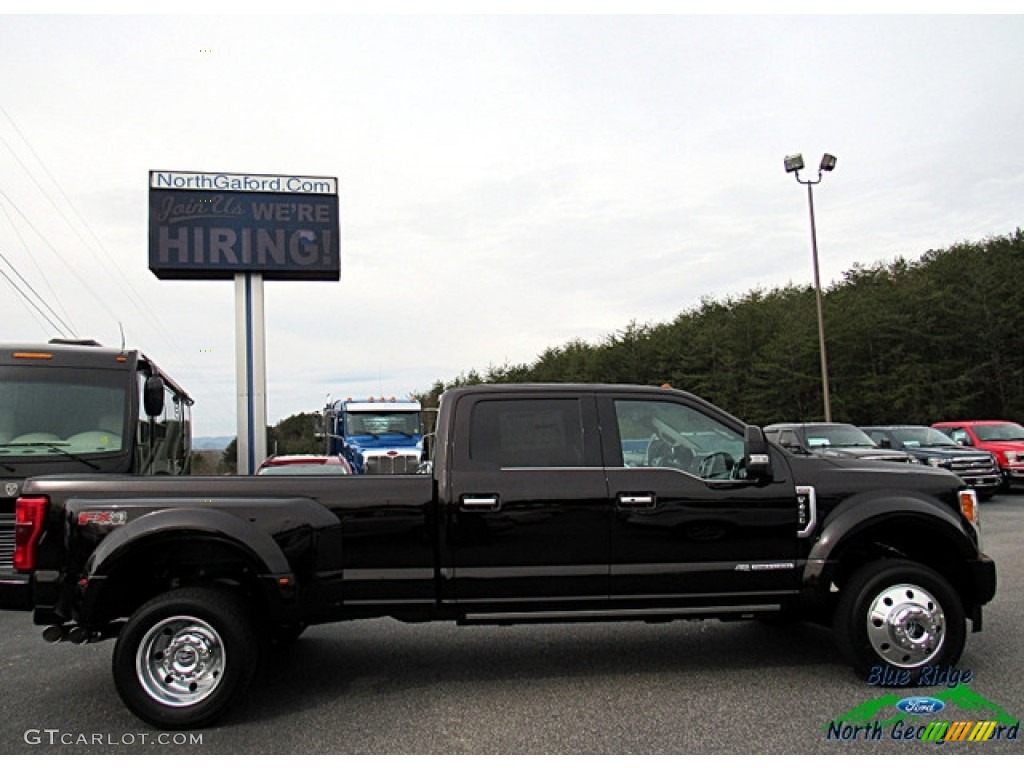 2018 F450 Super Duty Limited Crew Cab 4x4 - Magma Red / Camelback photo #7