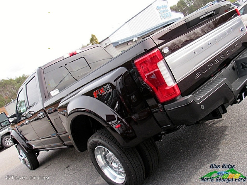 2018 F450 Super Duty Limited Crew Cab 4x4 - Magma Red / Camelback photo #38