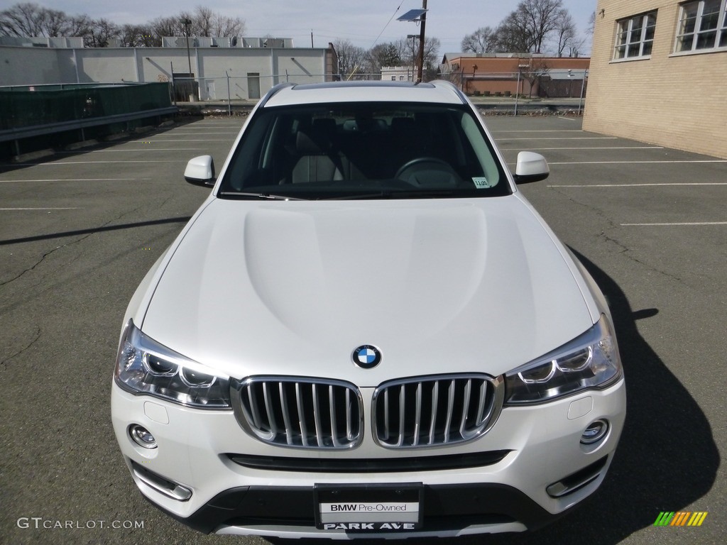 2016 X3 xDrive35i - Mineral White Metallic / Mocha photo #8