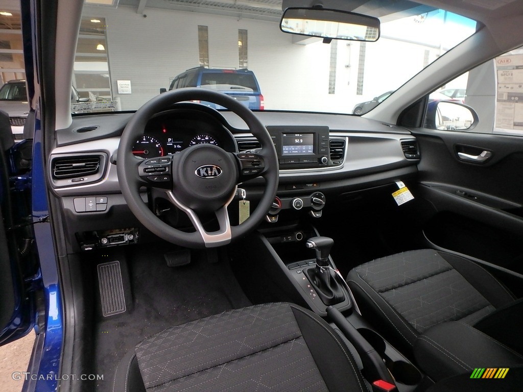 Black Interior 2018 Kia Rio S Photo #125853932