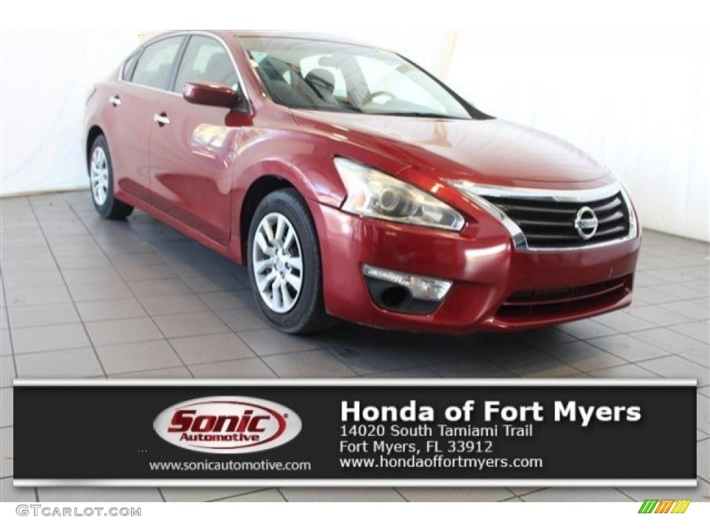 2013 Altima 2.5 S - Cayenne Red / Charcoal photo #1