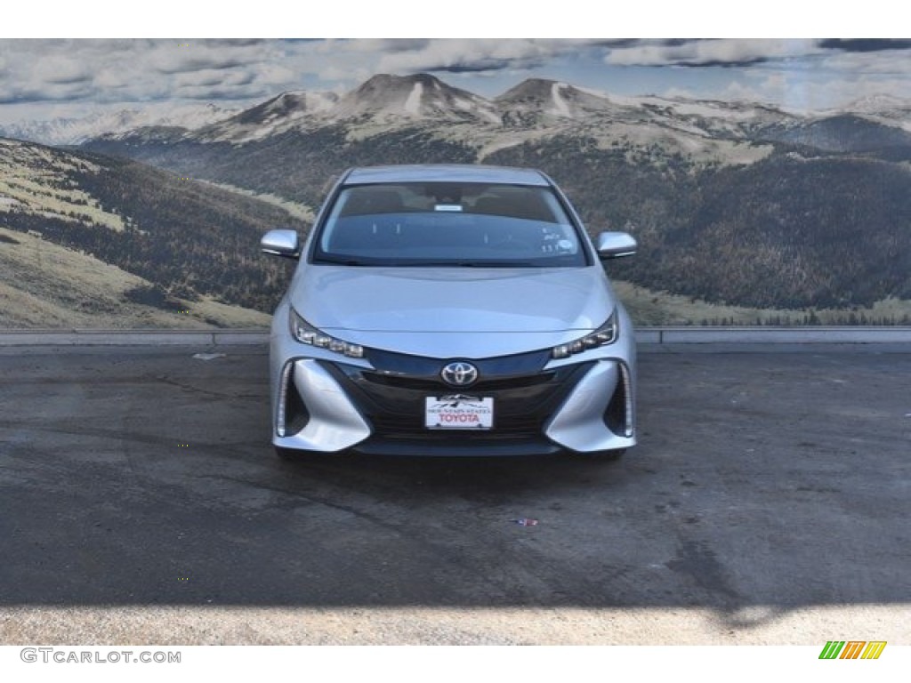 2018 Prius Prime Plus - Classic Silver Metallic / Black photo #2
