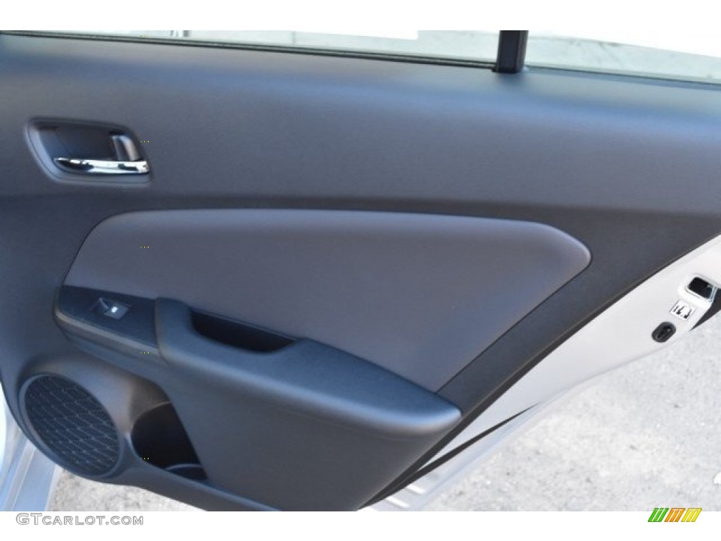 2018 Prius Prime Plus - Classic Silver Metallic / Black photo #23