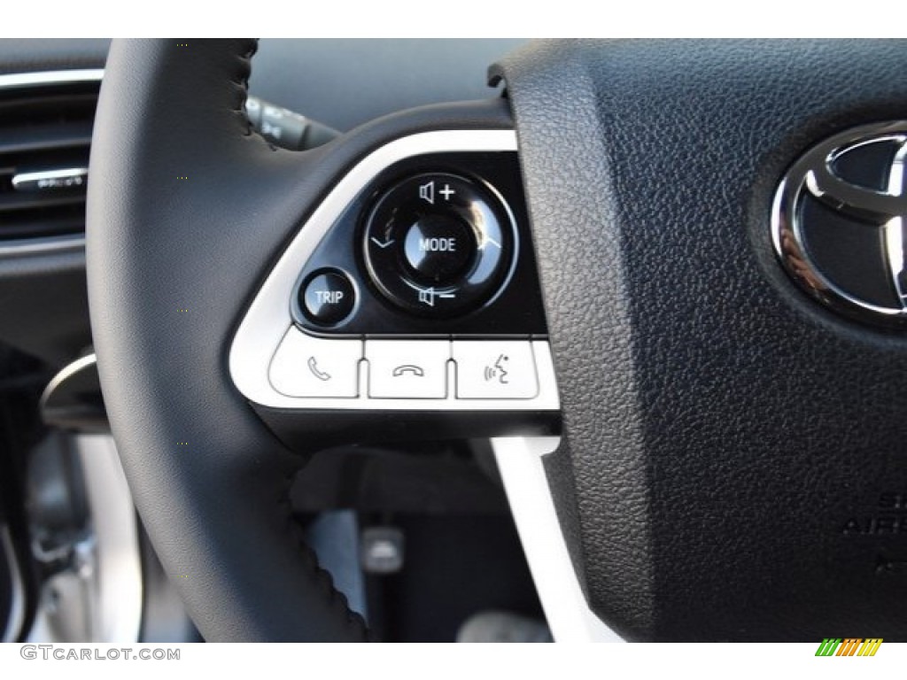 2018 Prius Prime Plus - Classic Silver Metallic / Black photo #26