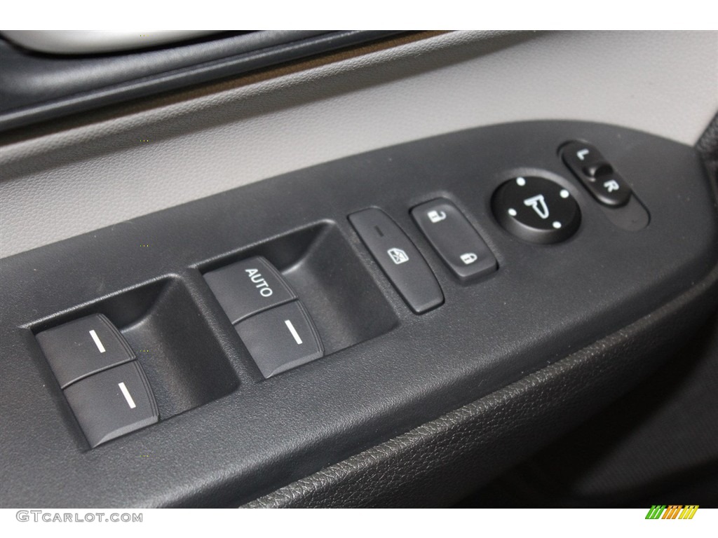2018 CR-V LX - Obsidian Blue Pearl / Gray photo #8