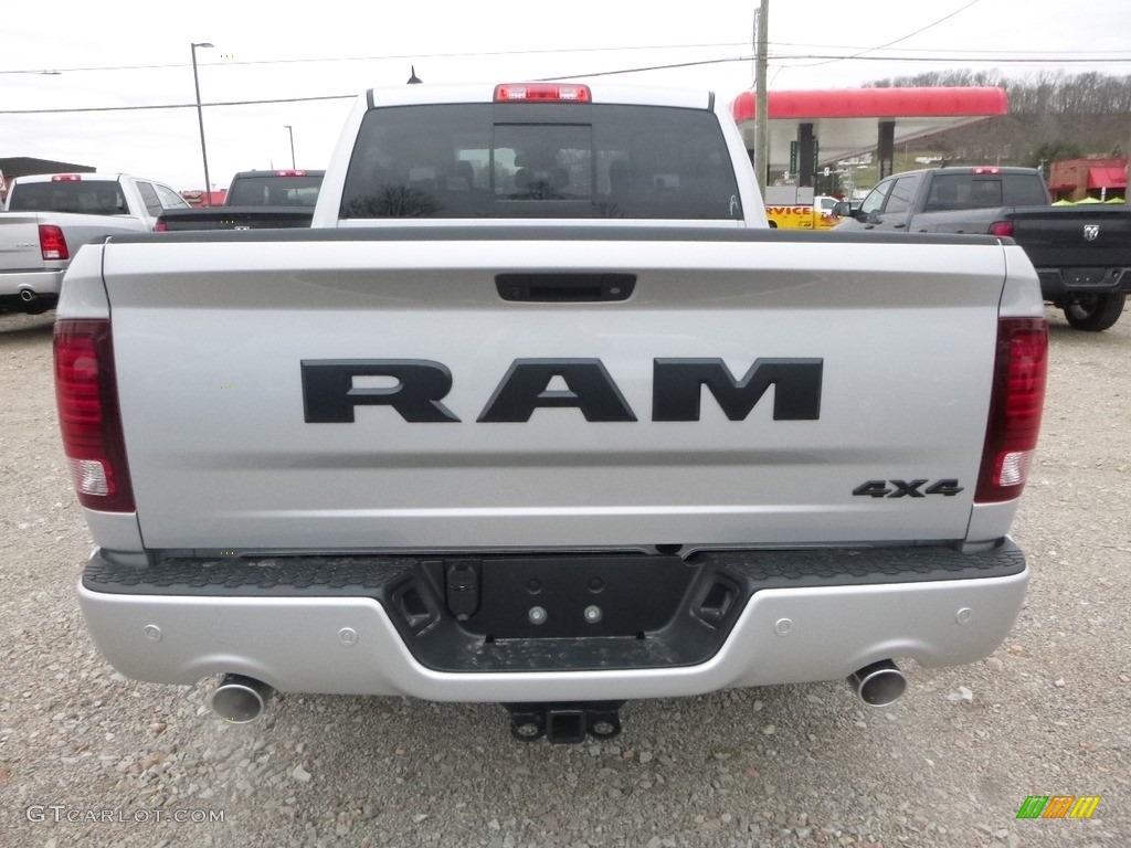 2018 1500 Sport Crew Cab 4x4 - Bright Silver Metallic / Black photo #4