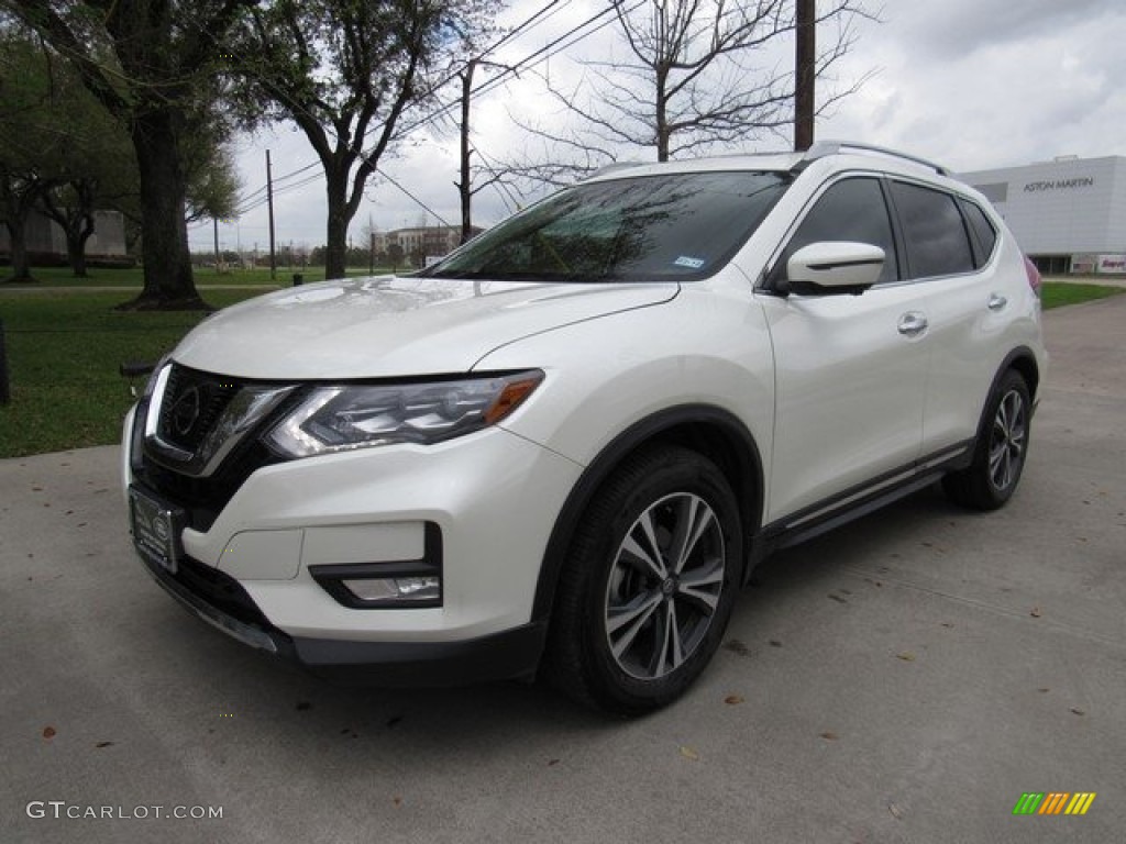 2017 Rogue SL - Pearl White / Charcoal photo #10