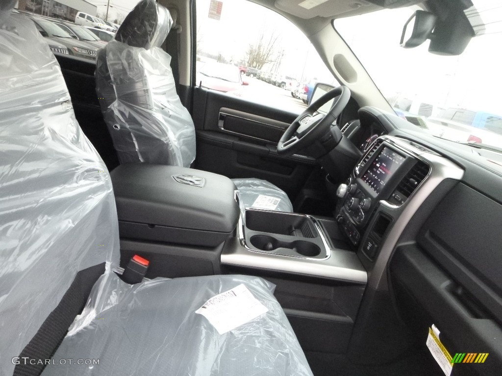 2018 1500 Sport Crew Cab 4x4 - Bright Silver Metallic / Black photo #10