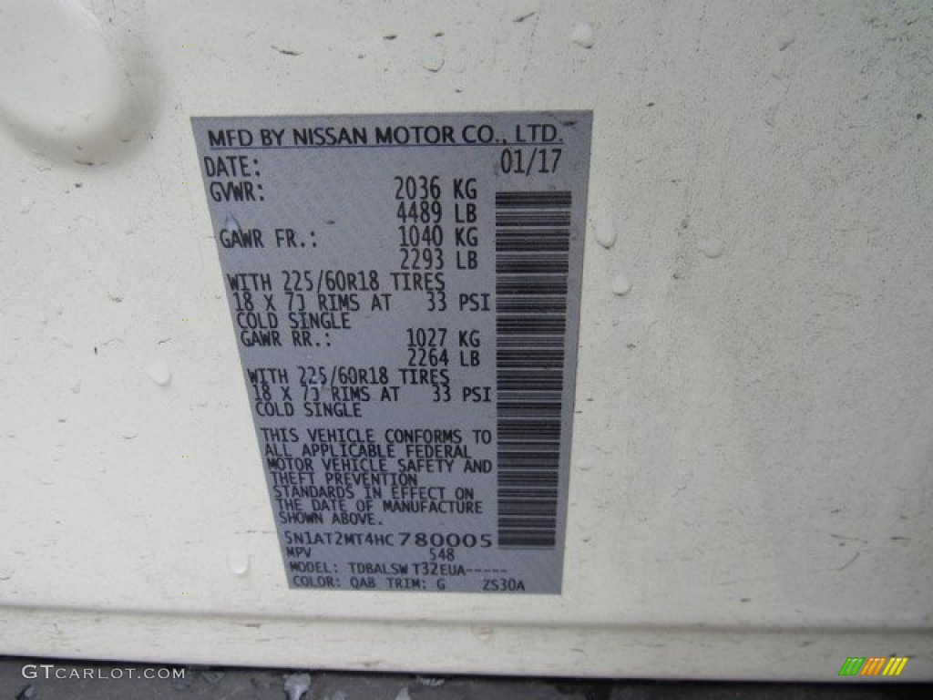 2017 Rogue SL - Pearl White / Charcoal photo #40