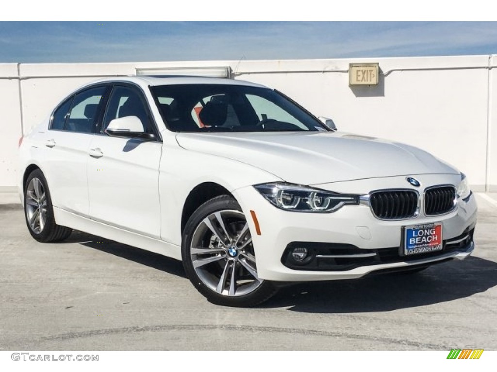 2018 3 Series 330i Sedan - Alpine White / Black photo #11