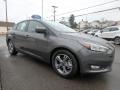 Magnetic - Focus SE Sedan Photo No. 3