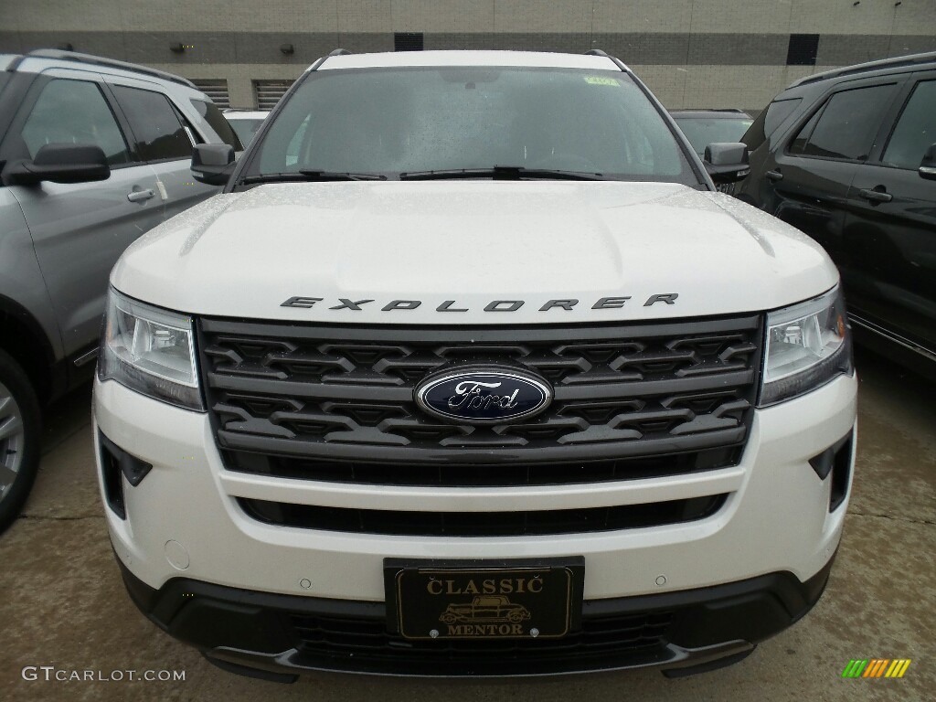 2018 Explorer XLT 4WD - White Platinum / Ebony Black photo #2