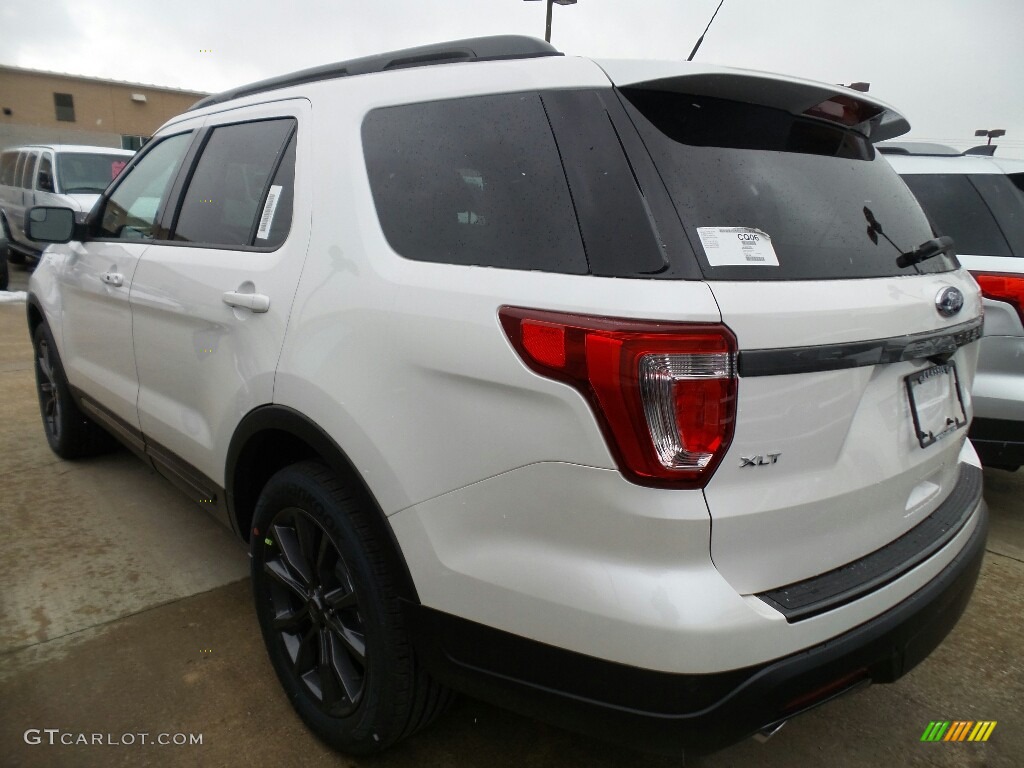 2018 Explorer XLT 4WD - White Platinum / Ebony Black photo #3