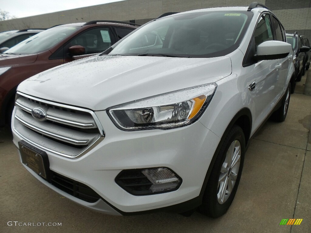 2018 Escape SE 4WD - Oxford White / Charcoal Black photo #1