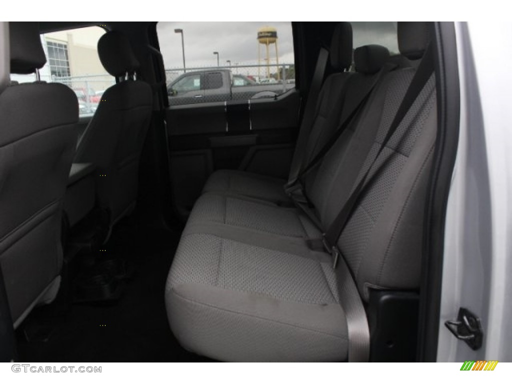 2017 F150 XLT SuperCrew - Ingot Silver / Earth Gray photo #23