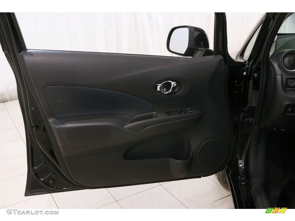2014 Versa Note SV - Super Black / Charcoal photo #4
