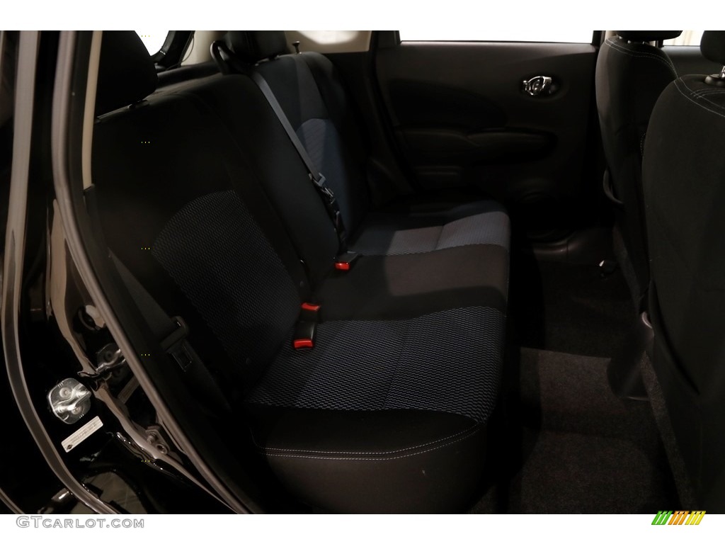2014 Versa Note SV - Super Black / Charcoal photo #14