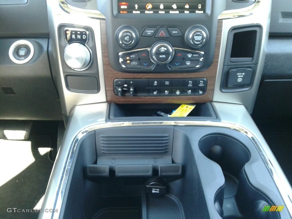 2018 1500 Laramie Crew Cab - Delmonico Red Pearl / Black photo #16