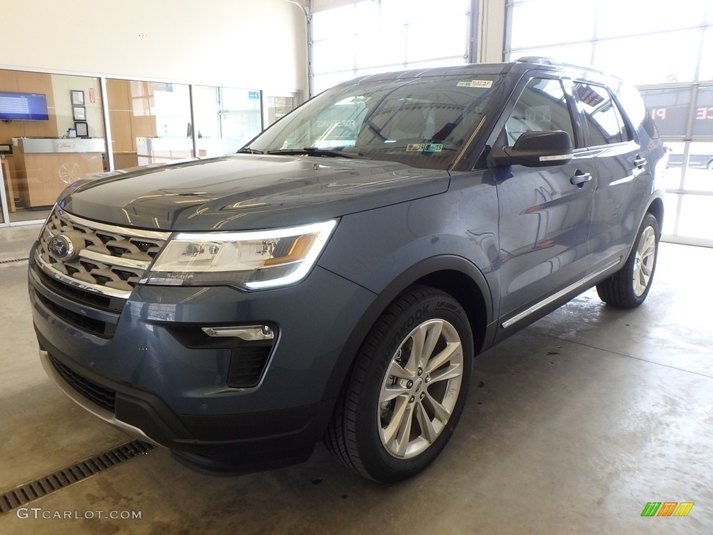 2018 Explorer XLT 4WD - Blue Metallic / Ebony Black photo #4