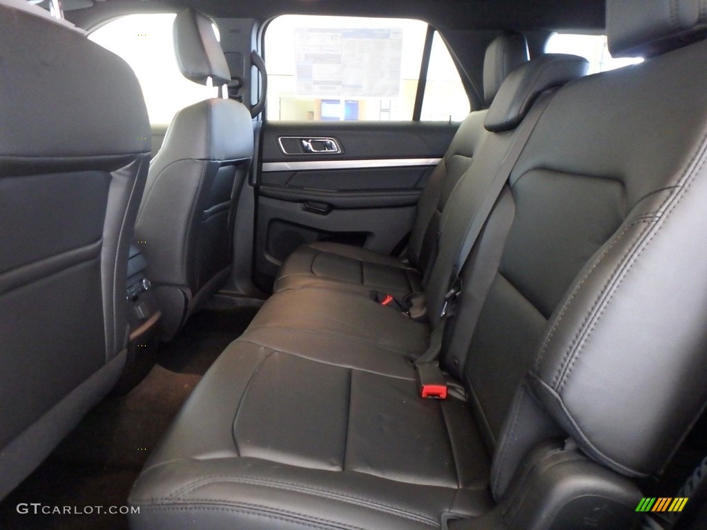 2018 Explorer XLT 4WD - Blue Metallic / Ebony Black photo #7