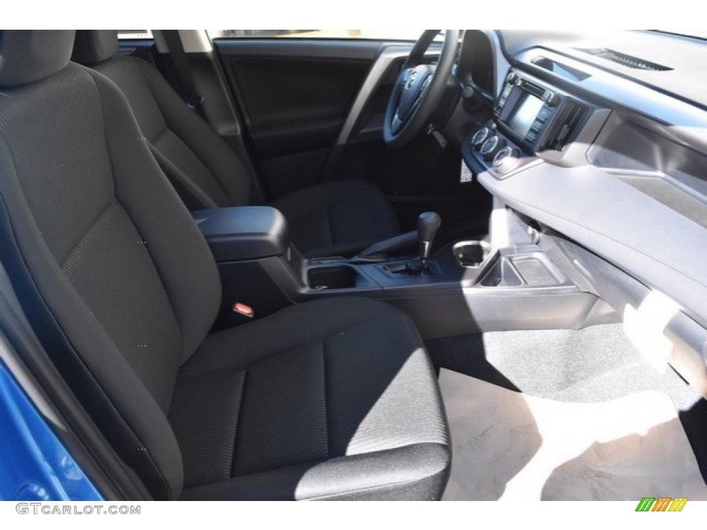 2018 RAV4 LE - Electric Storm Blue / Black photo #12