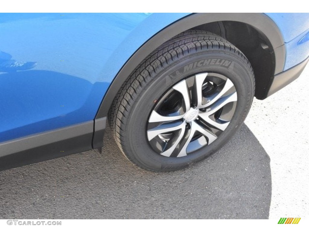 2018 RAV4 LE - Electric Storm Blue / Black photo #33