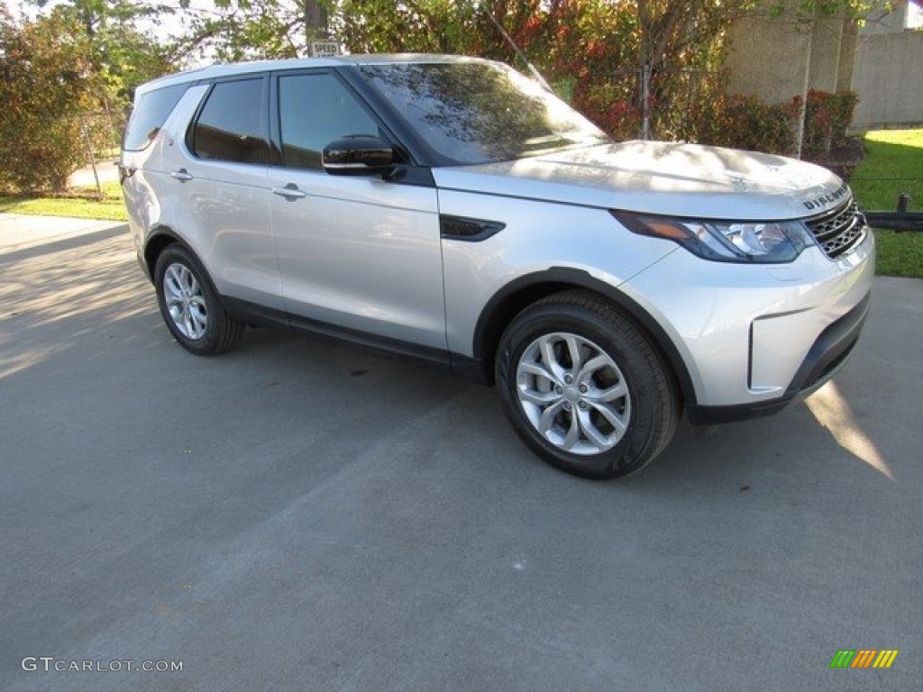 Indus Silver Metallic Land Rover Discovery