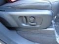 Indus Silver Metallic - Discovery SE Photo No. 20