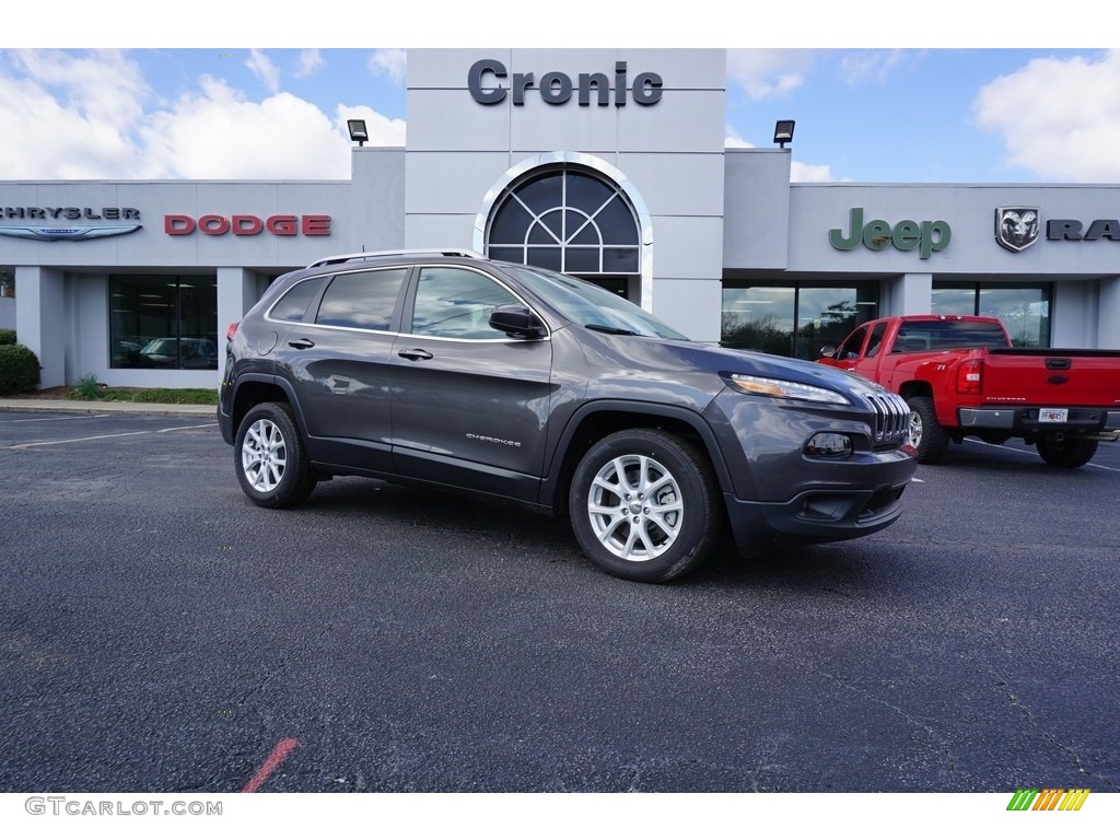 2018 Cherokee Latitude Plus - Granite Crystal Metallic / Black photo #1