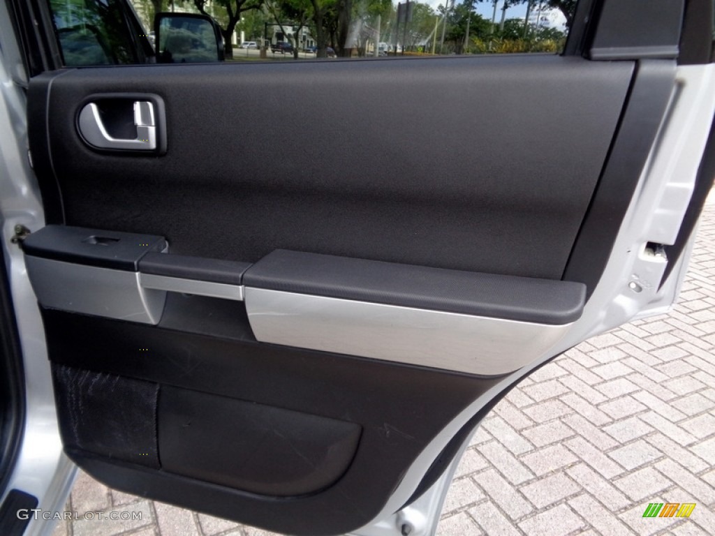 2006 Endeavor LS - Liquid Silver Metallic / Charcoal photo #31