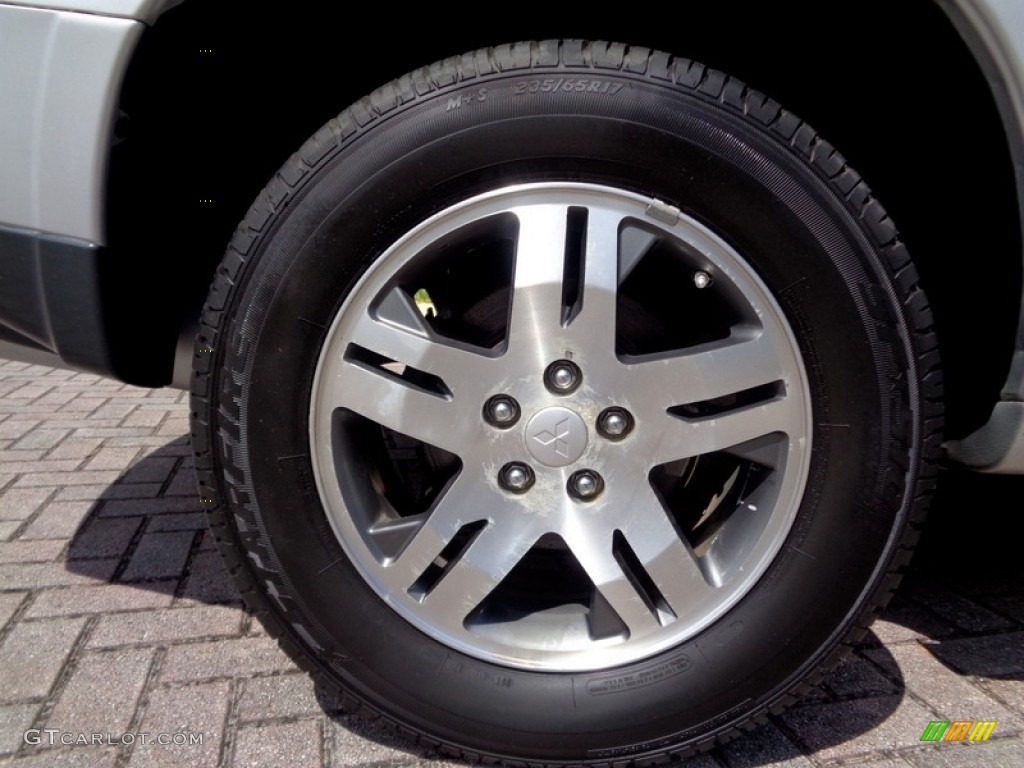 2006 Endeavor LS - Liquid Silver Metallic / Charcoal photo #37