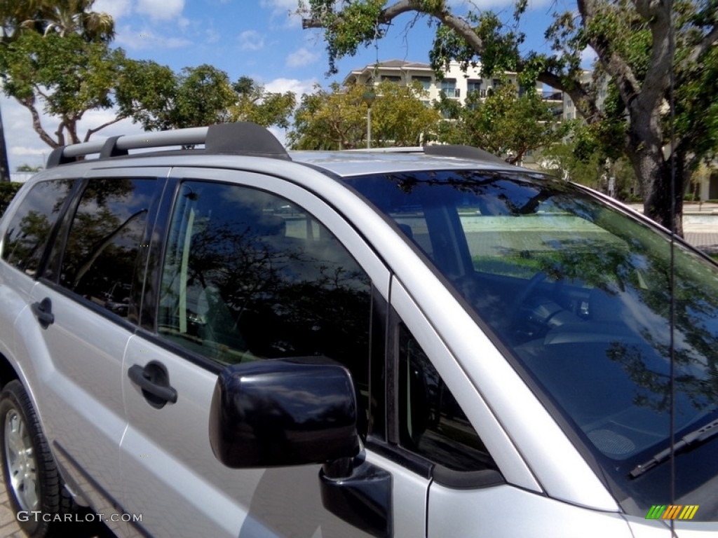 2006 Endeavor LS - Liquid Silver Metallic / Charcoal photo #50