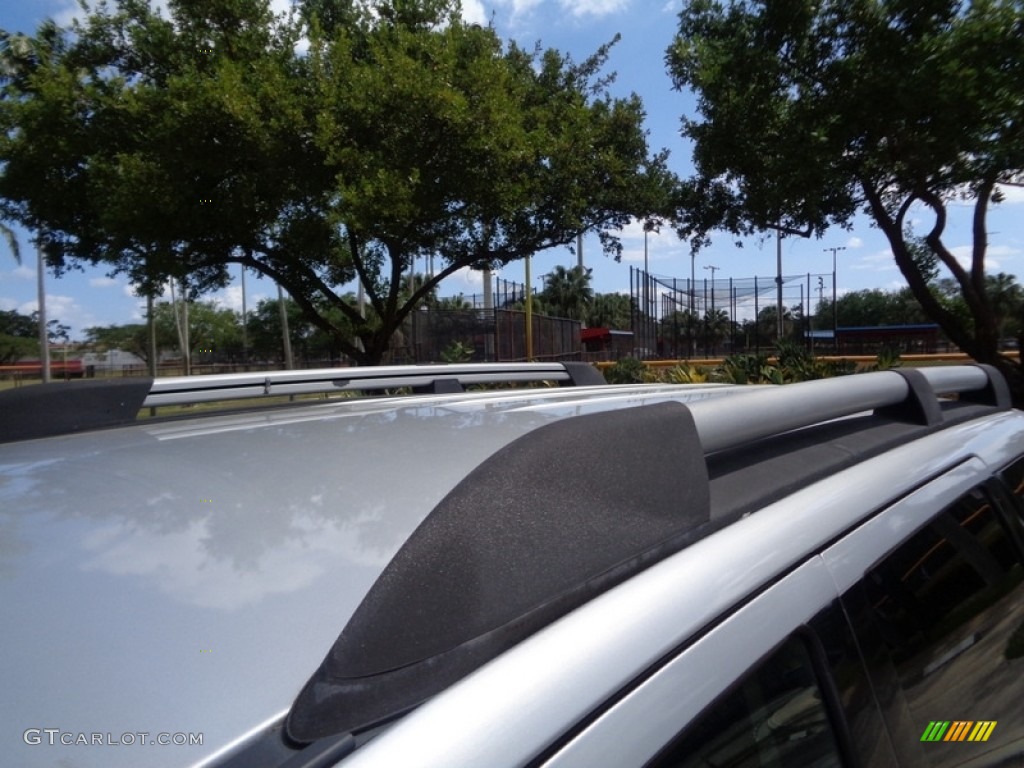 2006 Endeavor LS - Liquid Silver Metallic / Charcoal photo #52