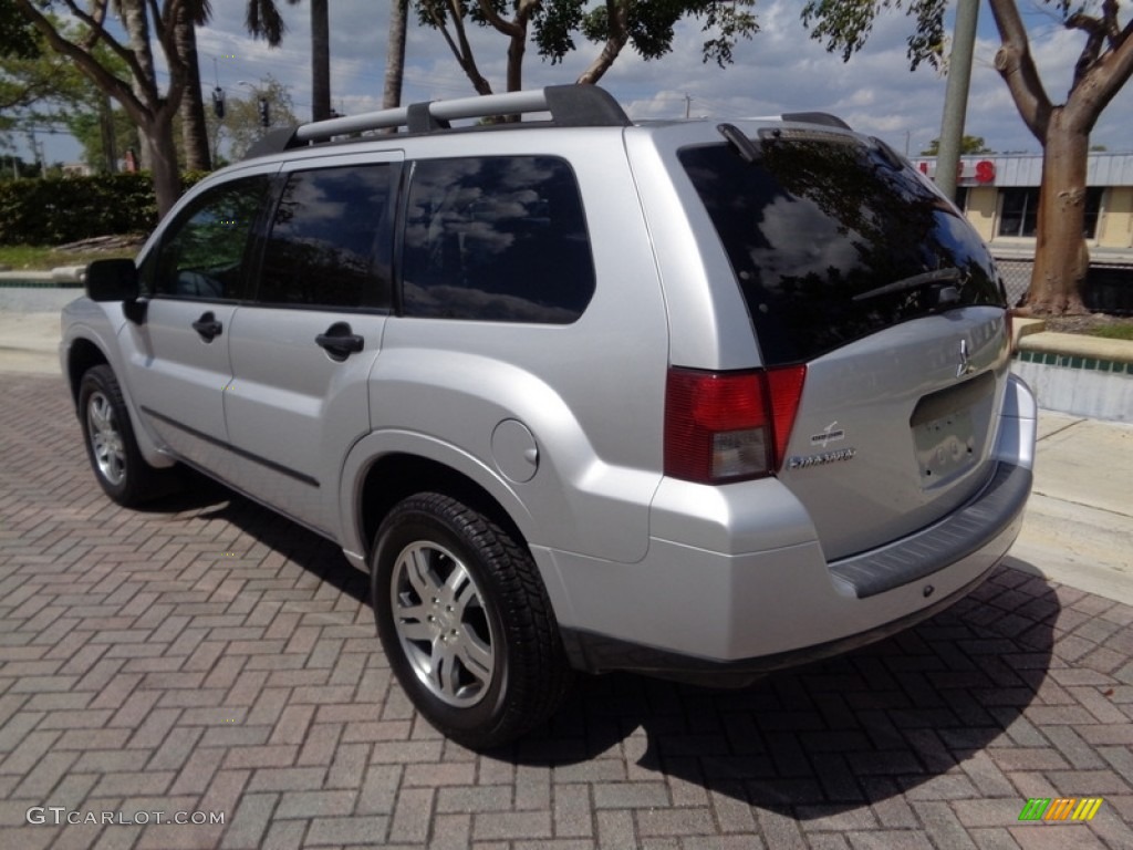 2006 Endeavor LS - Liquid Silver Metallic / Charcoal photo #59