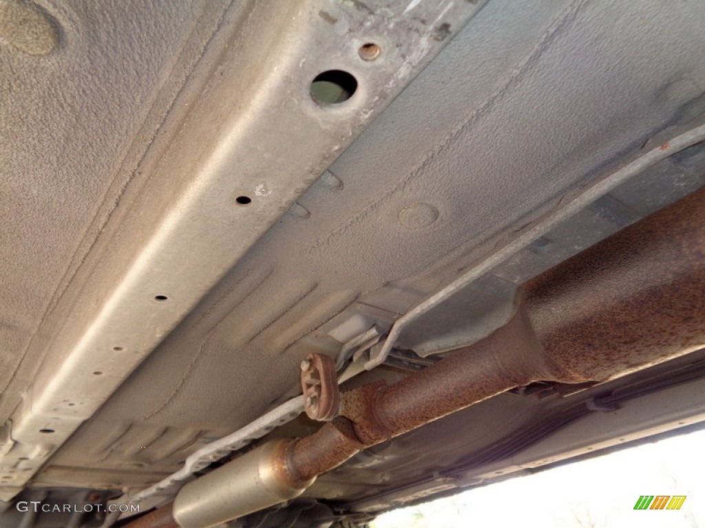 2006 Endeavor LS - Liquid Silver Metallic / Charcoal photo #73