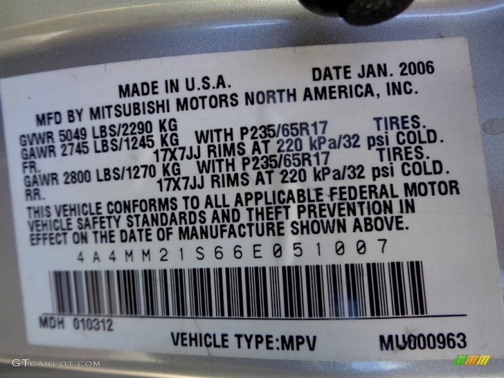 2006 Endeavor LS - Liquid Silver Metallic / Charcoal photo #82